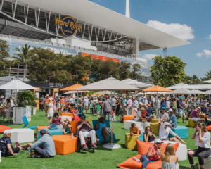 Duration Packages South plaza people resting