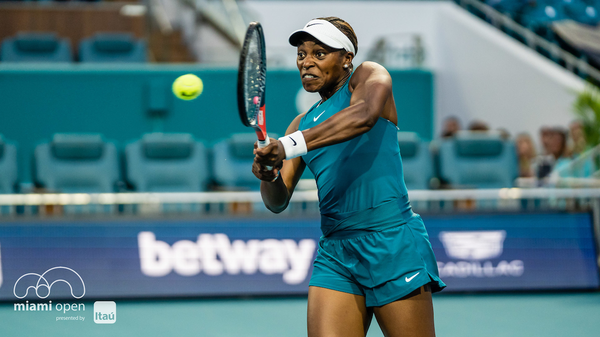 Sloane Stephens playing during Miami Open