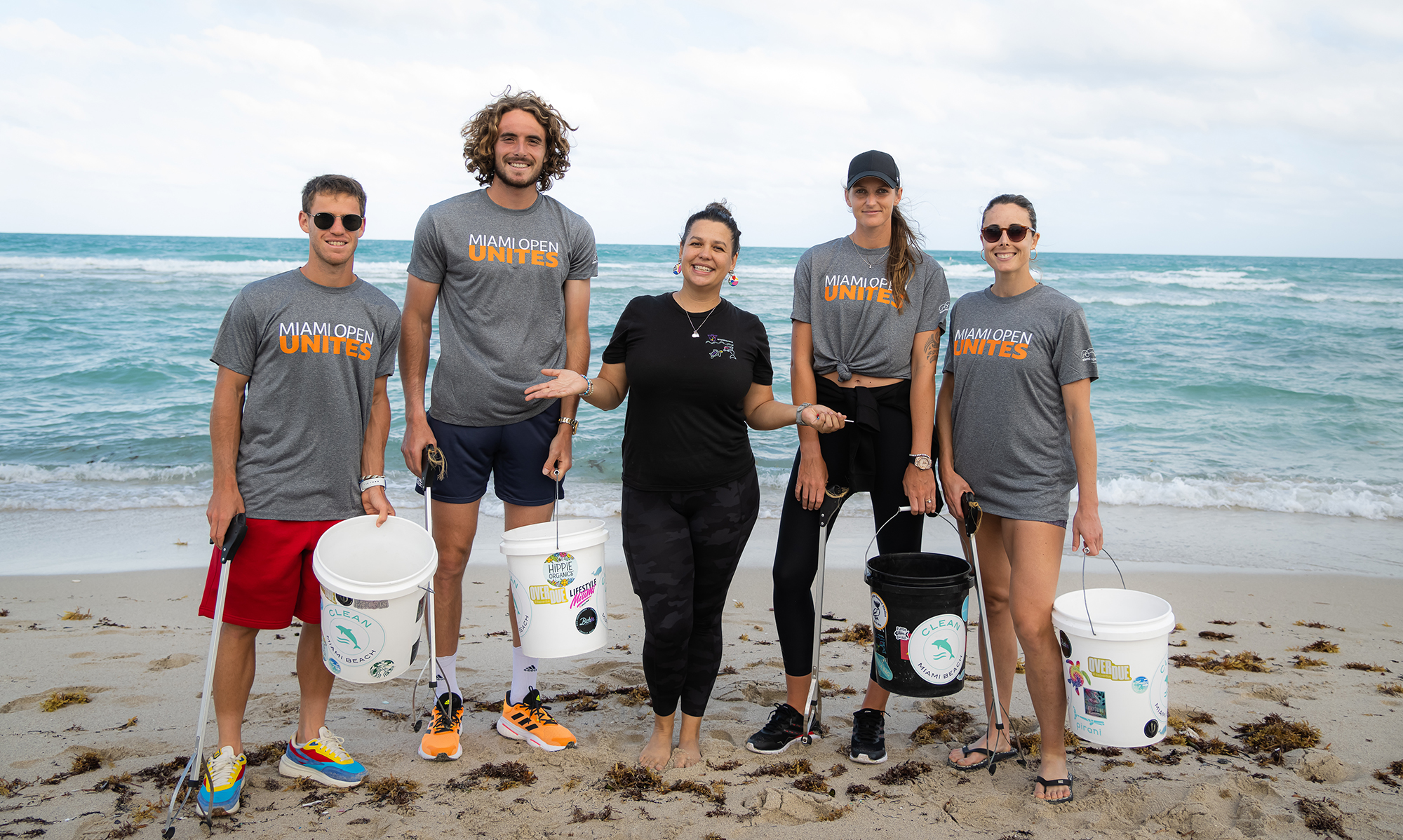 Karolina Pliskova, Alize Cornet, Stefanos Tsitsipas and Diego Schwartzman help Clean Miami Beach