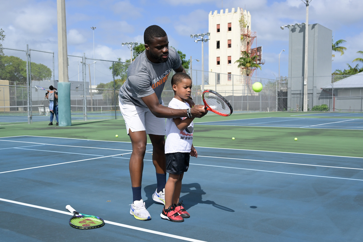 tennis clinic with small kids at miami open