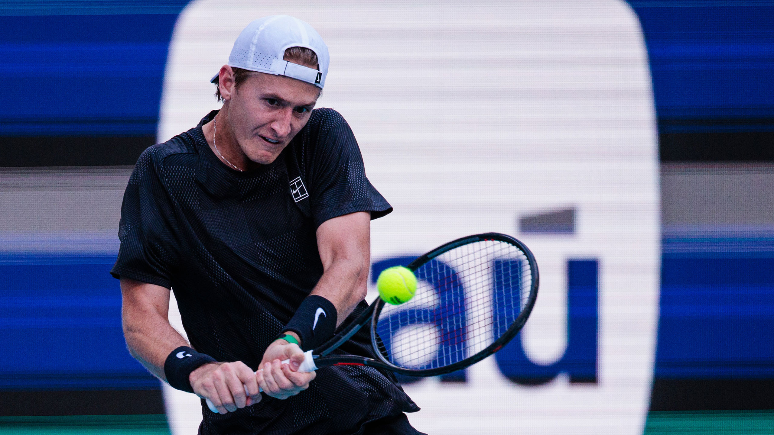 American Sebastian Korda stun world No. 1 Carlos Alcaraz, 6-3, 5-7, 6-4.