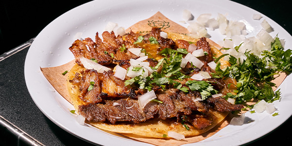 Tacos Atarantados example plate of carne asada